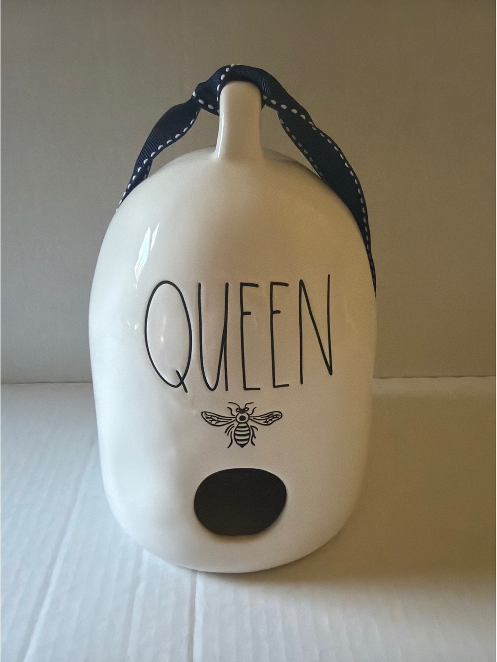 Rae Dunn Queen Bee Beehive Birdhouse Home Decor Ceramic White 8.5"